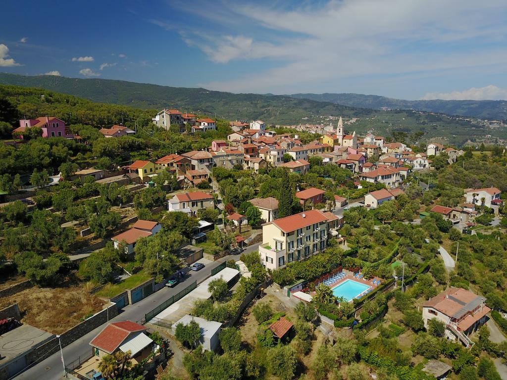 דיאנו מרינה Residence Elvira מראה חיצוני תמונה